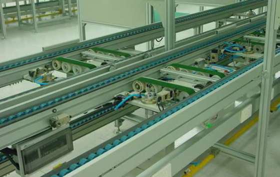 交錯(cuò)式托盤(pán)拼裝輸送